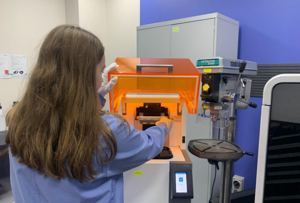 day in the life Maddy McEniery Cochlear testing the 3D printer